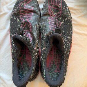 Nike Black and Pink Speckled Sneakers